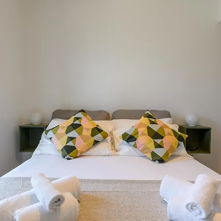 Tiber Terrace Retreat - Free Parking, Wi-fi & Netflix * Fiumicino