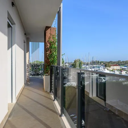 Tiber Terrace Retreat - Free Parking, Wi-fi & Netflix